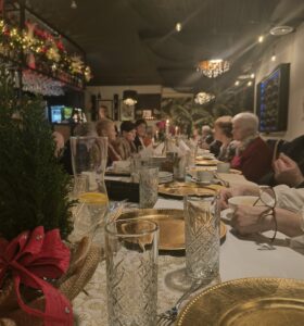 Spotkanie wigilijne seniorów pełne ciepła i wzruszeń
