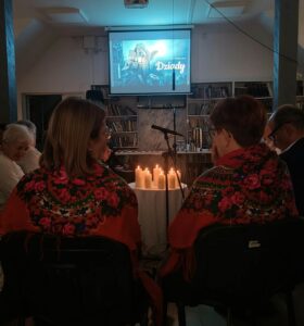 „Ciemno wszędzie, głucho wszędzie…” – Narodowe Czytanie „Dziadów” Adama Mickiewicza